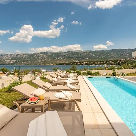 Wave Of Zadarvillas Rovanjska